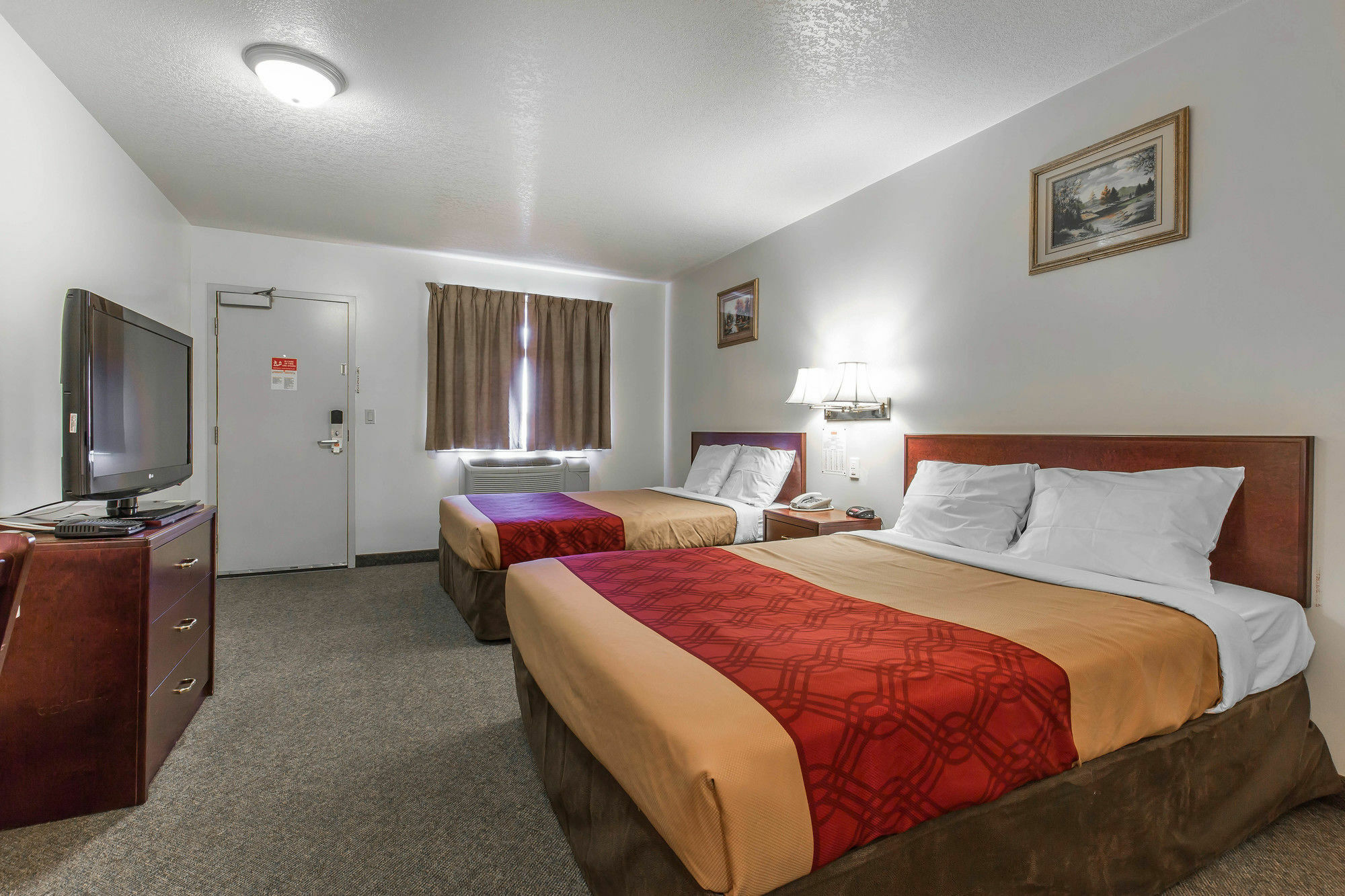 Empire Inn & Suites Penhold Exteriér fotografie